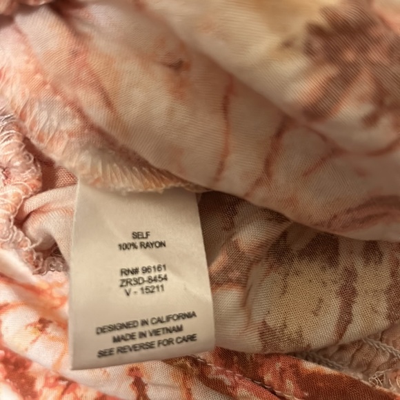 Romper with pockets - Picture 2 of 3